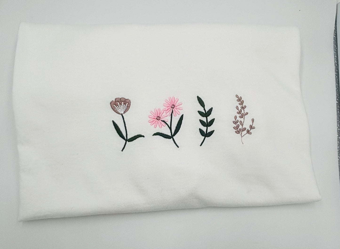 Flowers And Leaves Embroidered Crop Tee, Delicate Embroidered Flowers Tee