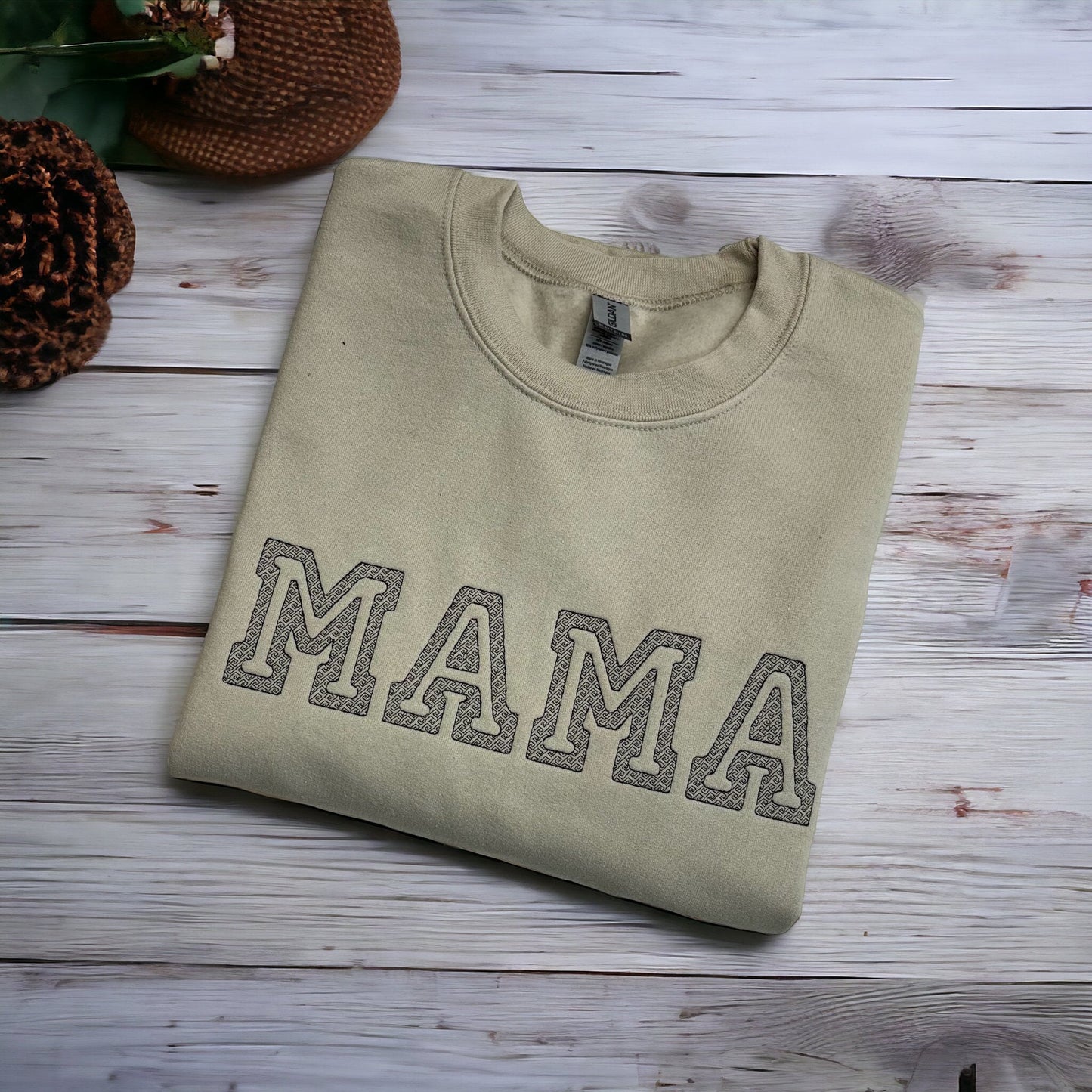 Mama Sweatshirt, Mom Sweatshirt, Gift for Mom, Embroidered Mama Sweatshirt, Personalized Gift for Her, Customized Mama Sweatshirt